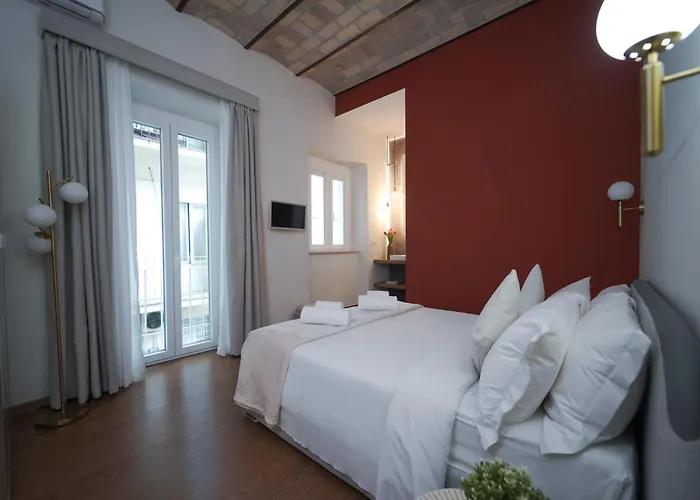 Bruno Domus Colosseo Apartment