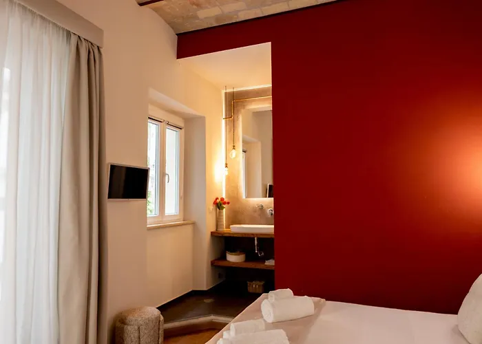 Bruno Domus Colosseo Apartment *